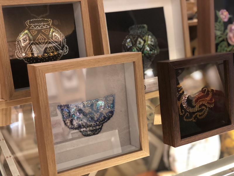 Urithi wa utamaduni usioshikika unaong'aa sana: Udarizi wa Shanga za Kioo kwa mikono wa Xiamen, China