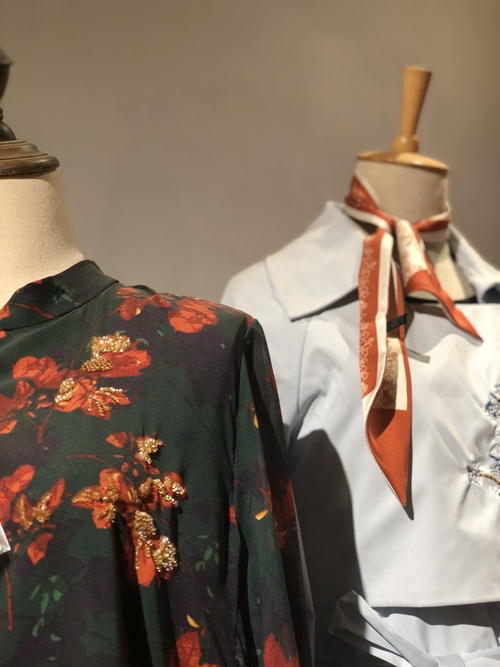 Urithi wa utamaduni usioshikika unaong'aa sana: Udarizi wa Shanga za Kioo kwa mikono wa Xiamen, China