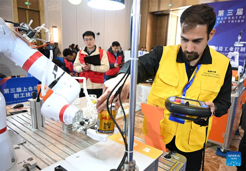Shindano la 3 la Ufundi stadi?wa Wafanyakazi wa Nchi za SCO laanza mjini Qingdao, Shandong, China