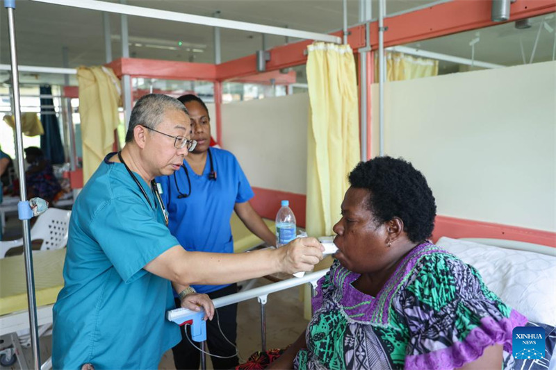 Madaktari wa China watoa huduma katika?mstari wa mbele nchini Vanuatu