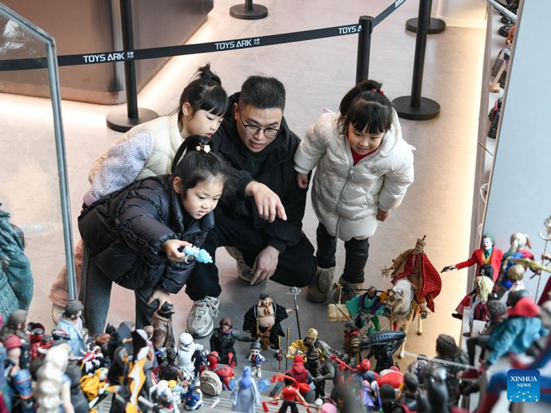 Mbunifu aliyezaliwa baada ya miaka ya 90