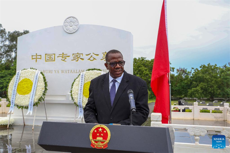 China na?Tanzania zawaomboleza?wahanga wa China katika ujenzi wa reli ya TAZARA